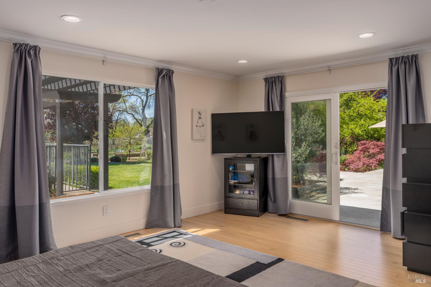 1101 Hedgeside Avenue Napa CA 94558