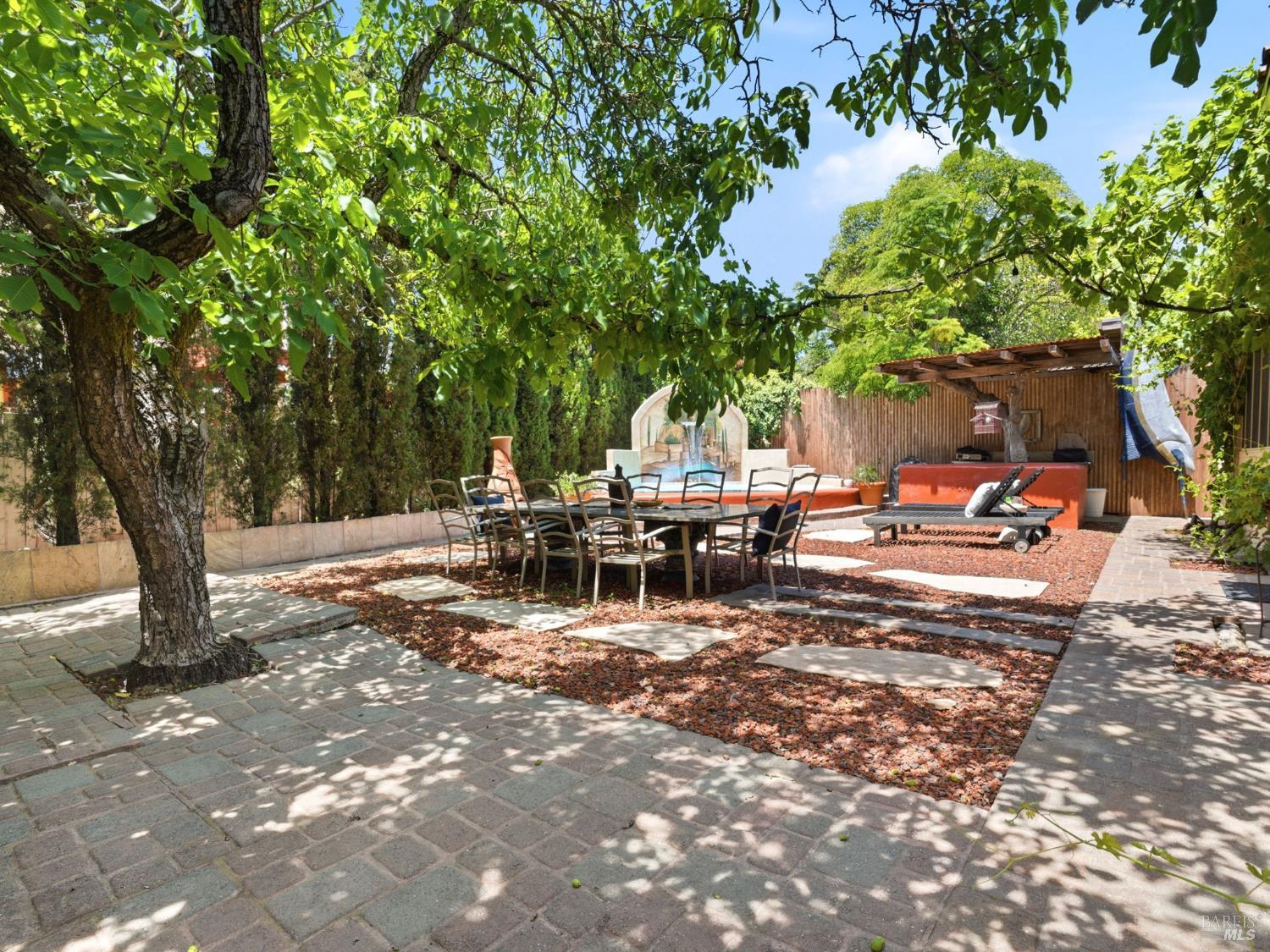 17190 Cedar Avenue Sonoma CA 95476