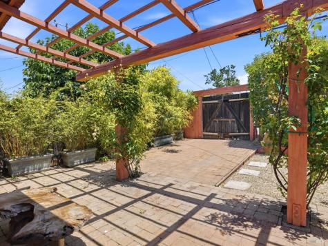 17190 Cedar Avenue Sonoma CA 95476