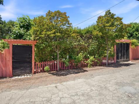 17190 Cedar Avenue Sonoma CA 95476