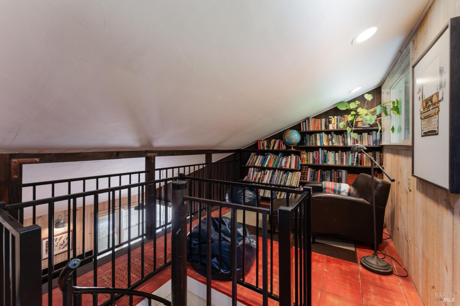 2167 Redwood Drive Healdsburg CA 95448
