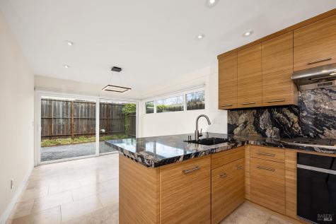 431-433 University Street Healdsburg CA 95448