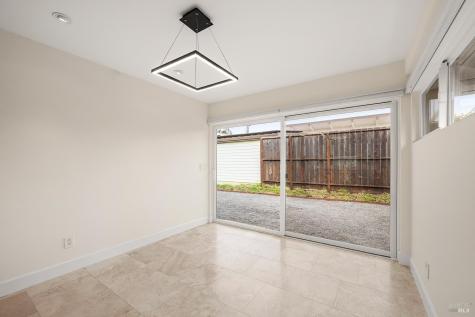 431-433 University Street Healdsburg CA 95448