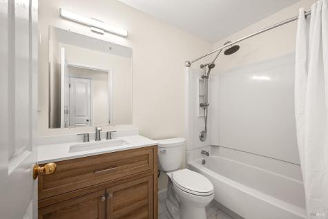 431-433 University Street Healdsburg CA 95448