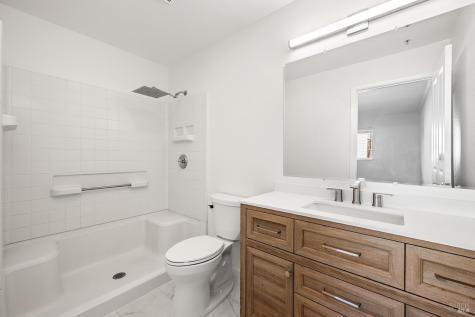 431-433 University Street Healdsburg CA 95448