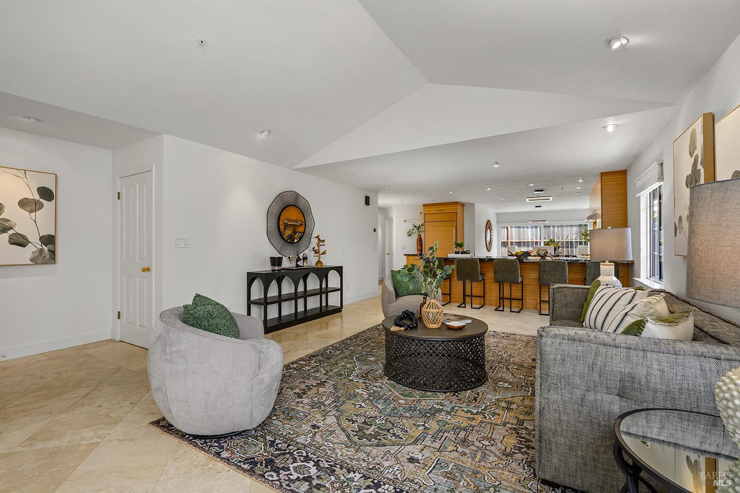 431-433 University Street Healdsburg CA 95448
