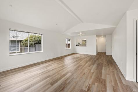 431-433 University Street Healdsburg CA 95448