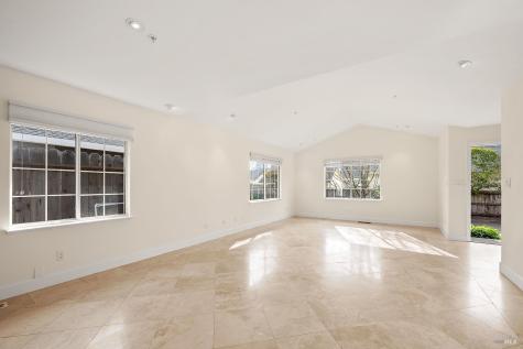 431-433 University Street Healdsburg CA 95448