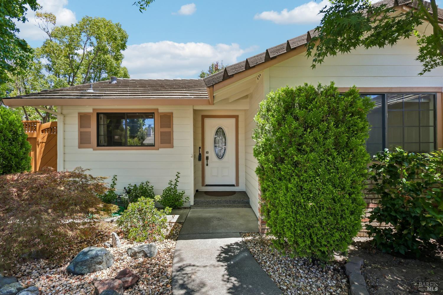 3994 Hampton Way Napa CA 94558