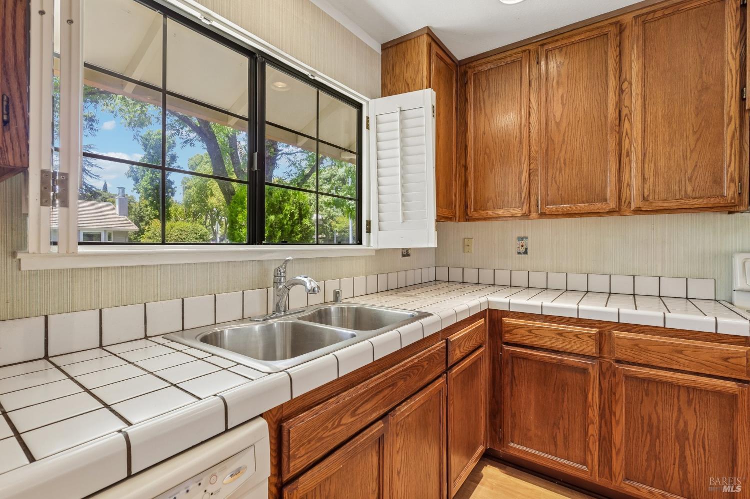 3994 Hampton Way Napa CA 94558