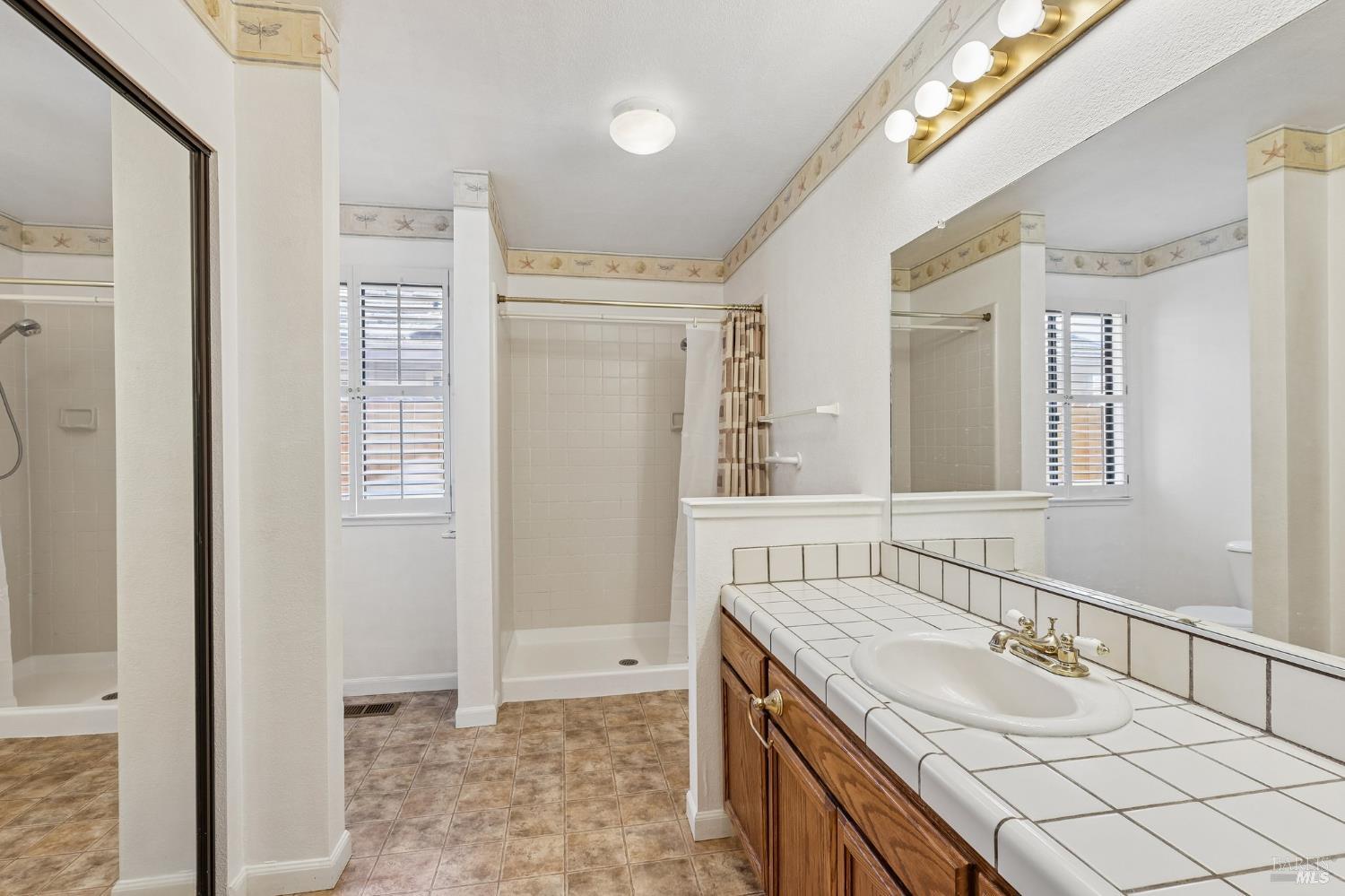 3994 Hampton Way Napa CA 94558