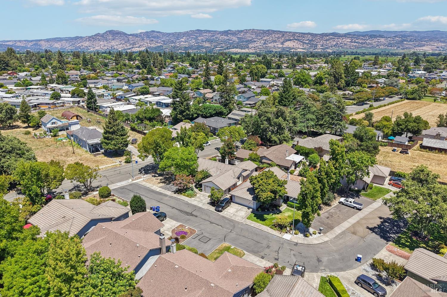 3994 Hampton Way Napa CA 94558