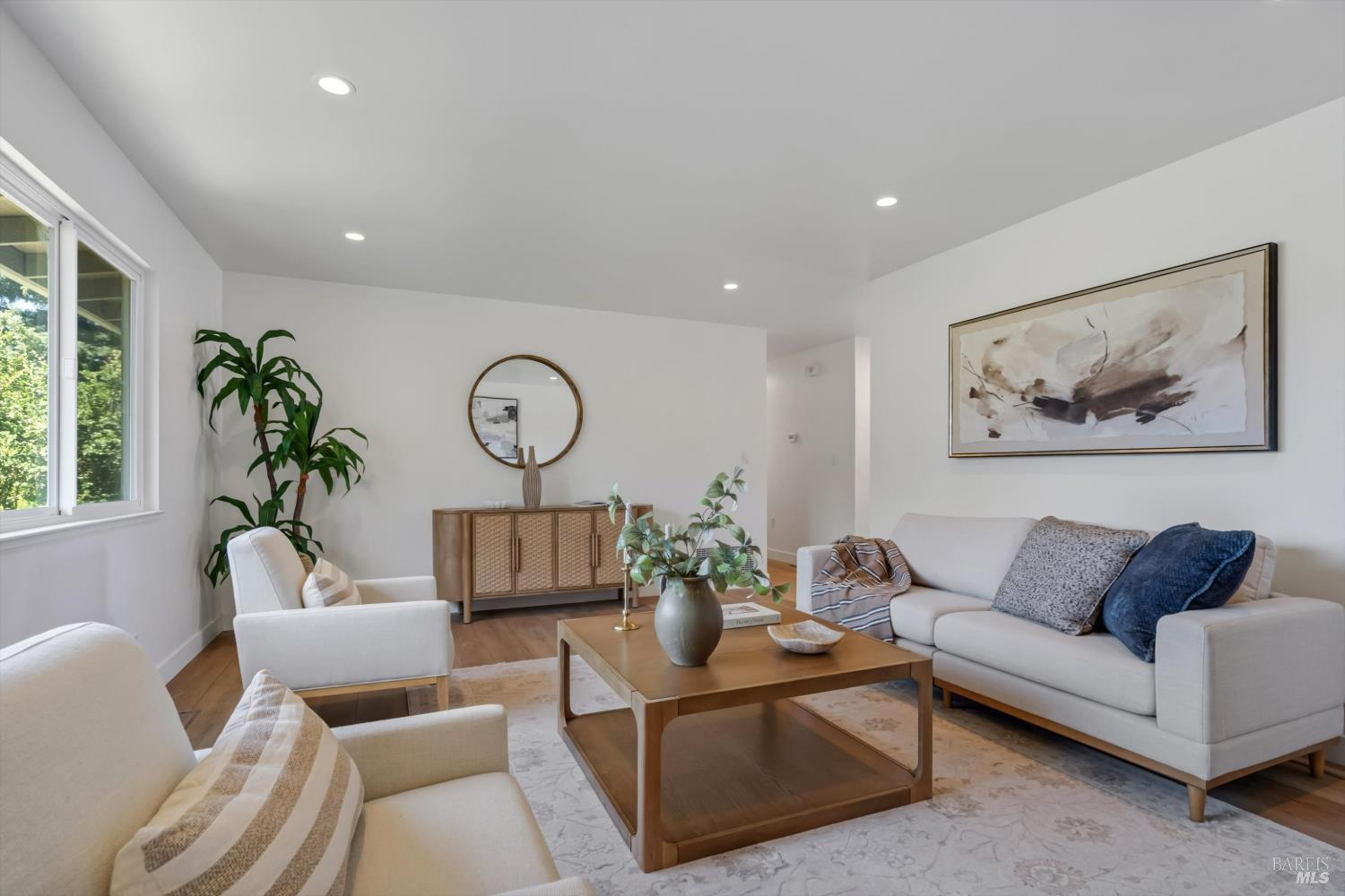38 Mission Drive Petaluma CA 94952