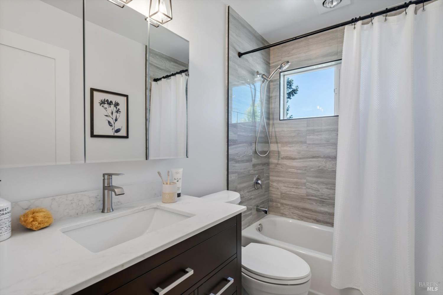 38 Mission Drive Petaluma CA 94952