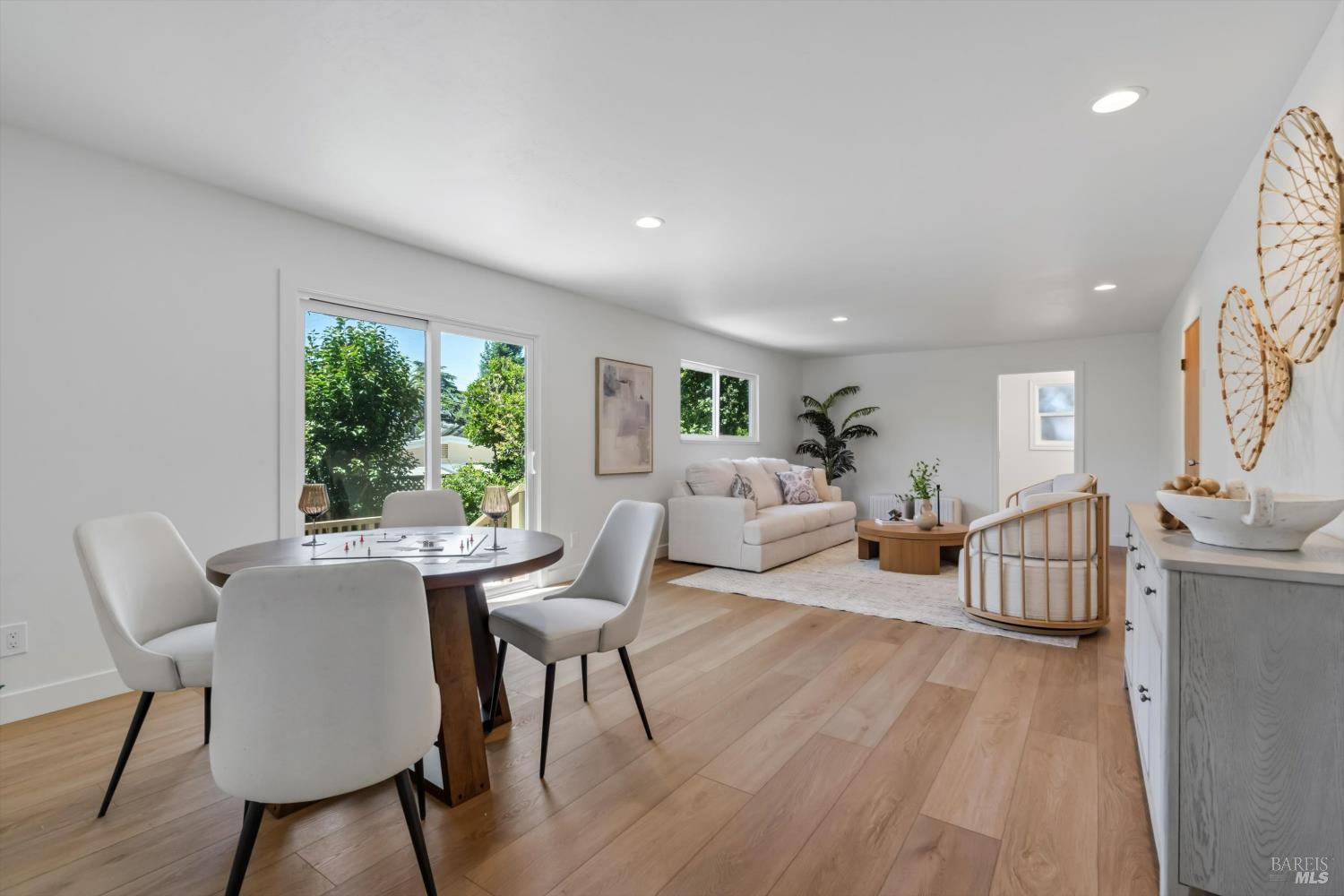 38 Mission Drive Petaluma CA 94952