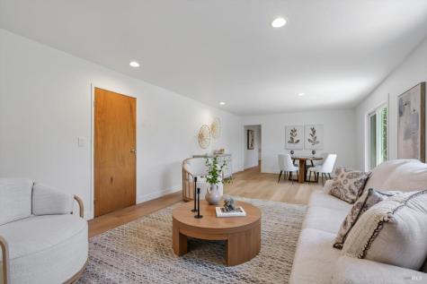38 Mission Drive Petaluma CA 94952