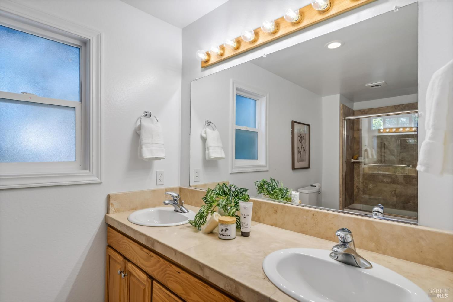 38 Mission Drive Petaluma CA 94952