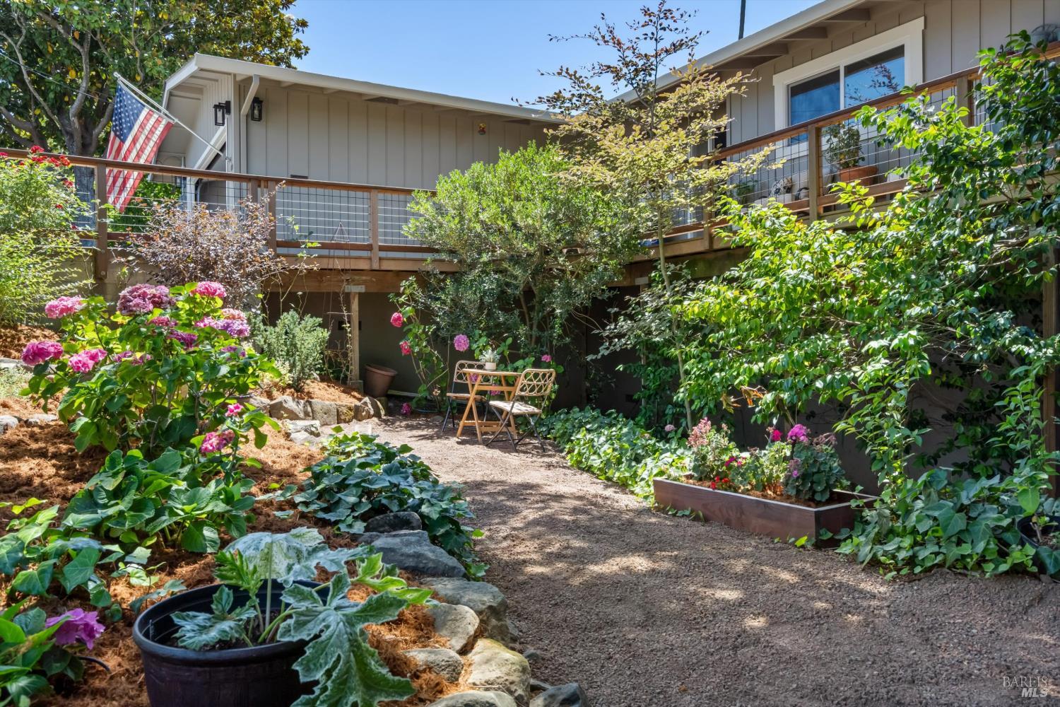 38 Mission Drive Petaluma CA 94952
