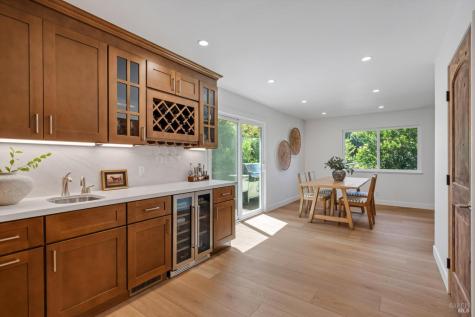 38 Mission Drive Petaluma CA 94952