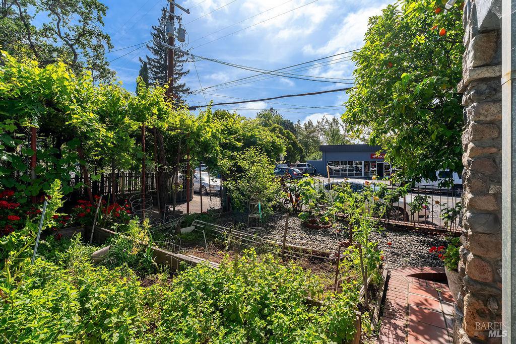 1034 Pope Street St. Helena CA 94574