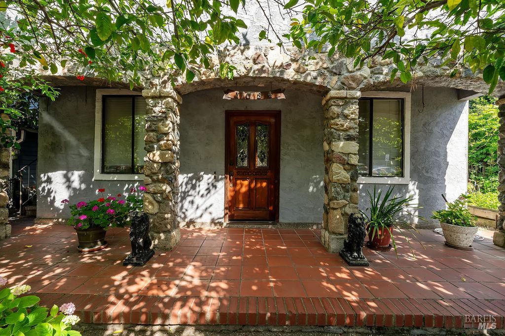 1034 Pope Street St. Helena CA 94574