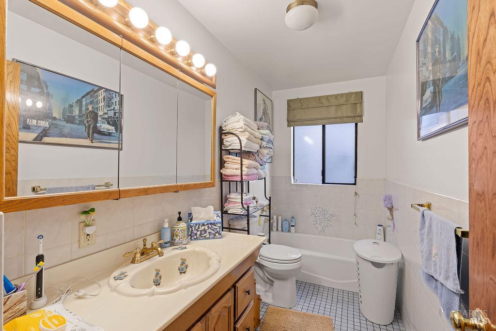1034 Pope Street St. Helena CA 94574