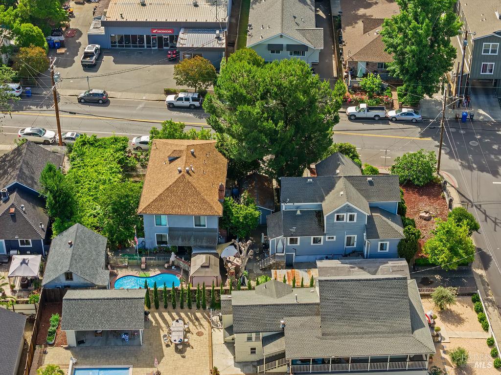 1034 Pope Street St. Helena CA 94574