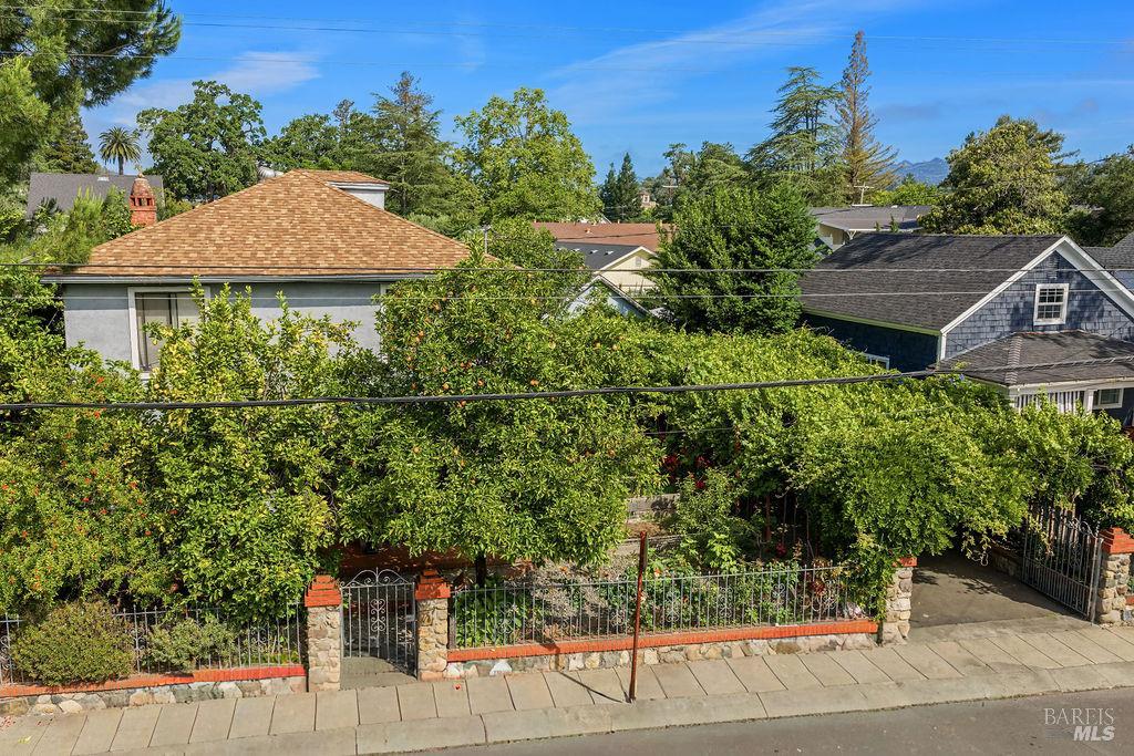 1034 Pope Street St. Helena CA 94574