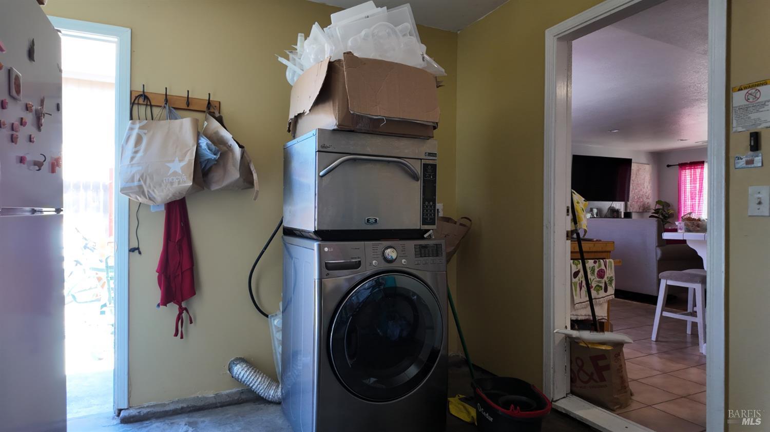2771 Cumberland Street Santa Rosa CA 95407