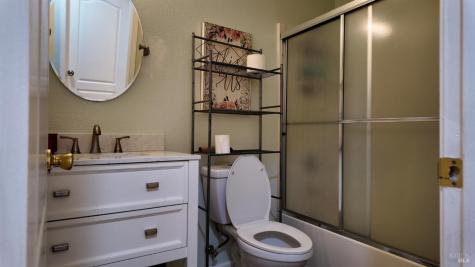 2771 Cumberland Street Santa Rosa CA 95407