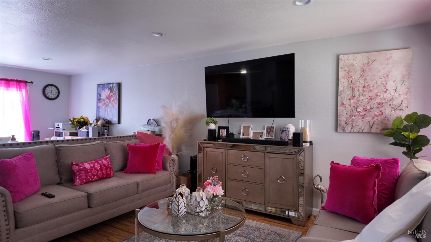 2771 Cumberland Street Santa Rosa CA 95407