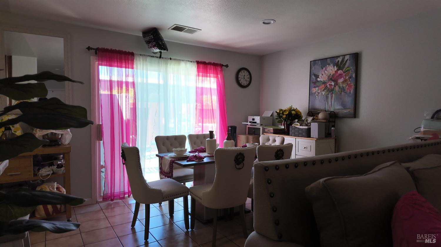 2771 Cumberland Street Santa Rosa CA 95407