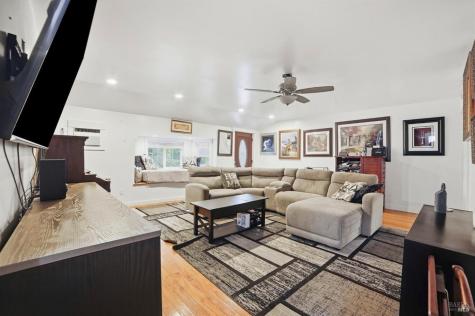 464 Benjamins Road Santa Rosa CA 95409