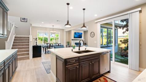 1630 Kensington Place Rohnert Park CA 94928