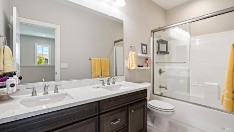 1630 Kensington Place Rohnert Park CA 94928