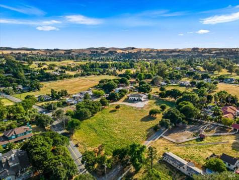 1100 Gossage Avenue Petaluma CA 94952