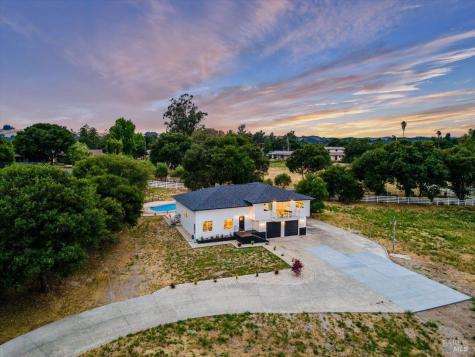 1100 Gossage Avenue Petaluma CA 94952