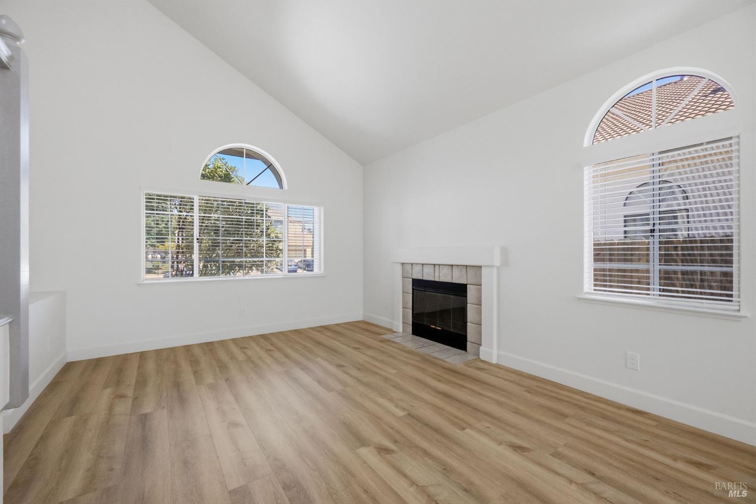 740 Shannon Drive Vacaville CA 95688