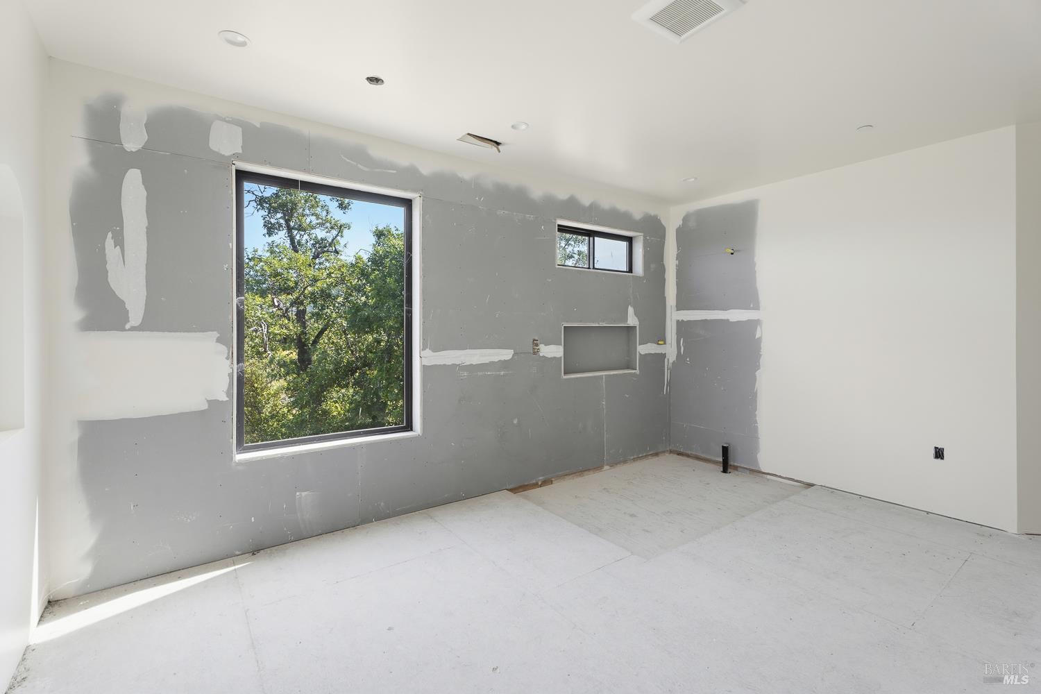 3215 Deerwood Drive Ukiah CA 95482