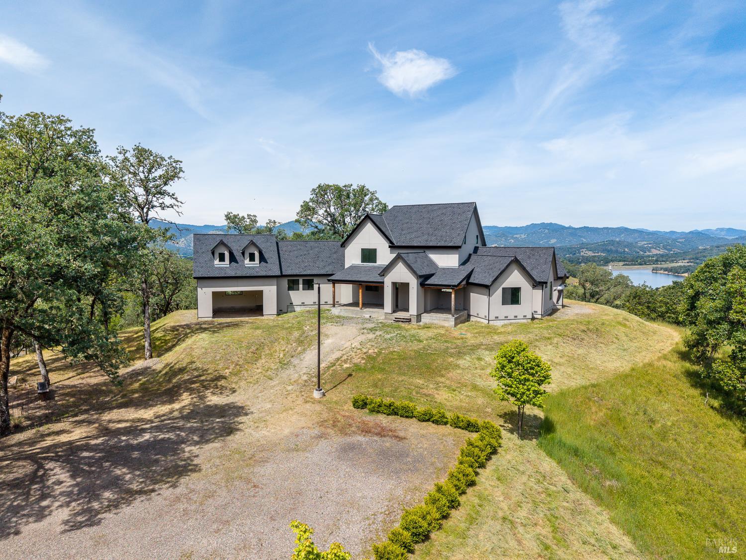 3215 Deerwood Drive Ukiah CA 95482