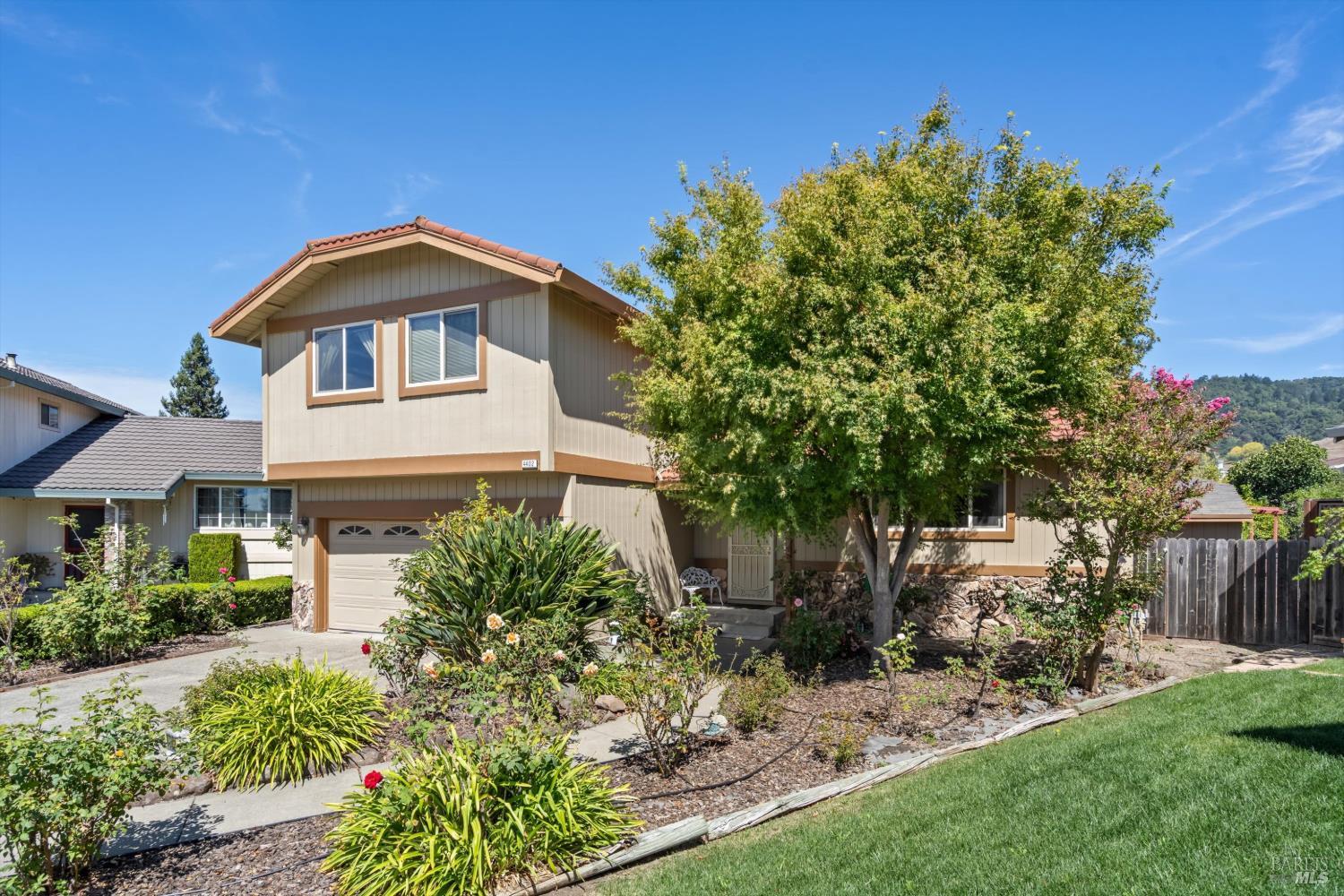 Rohnert Park CA, 4402 Glacier Court