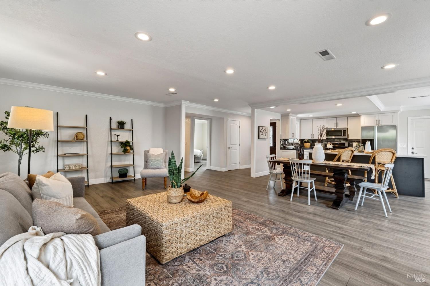 3966 Raleigh Street Napa CA 94558