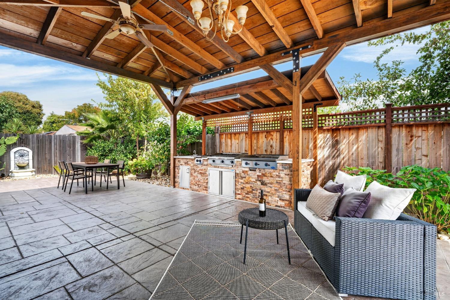 3966 Raleigh Street Napa CA 94558