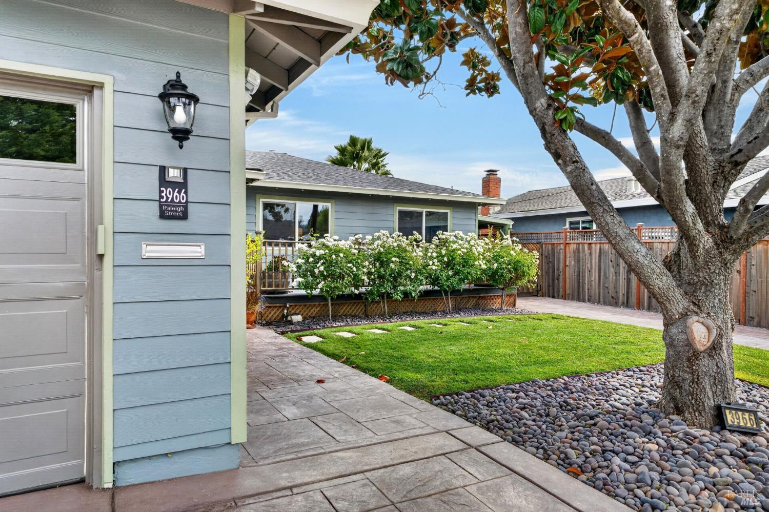 3966 Raleigh Street Napa CA 94558