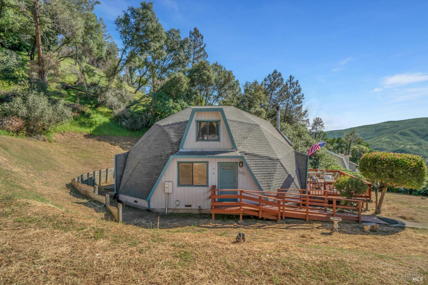 203 Blue Cove Court Napa CA 94558