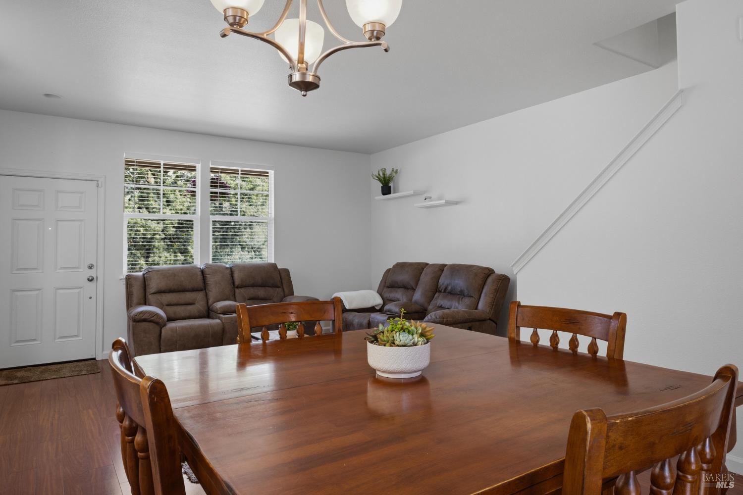 2559 Gobar Lane Santa Rosa CA 95403