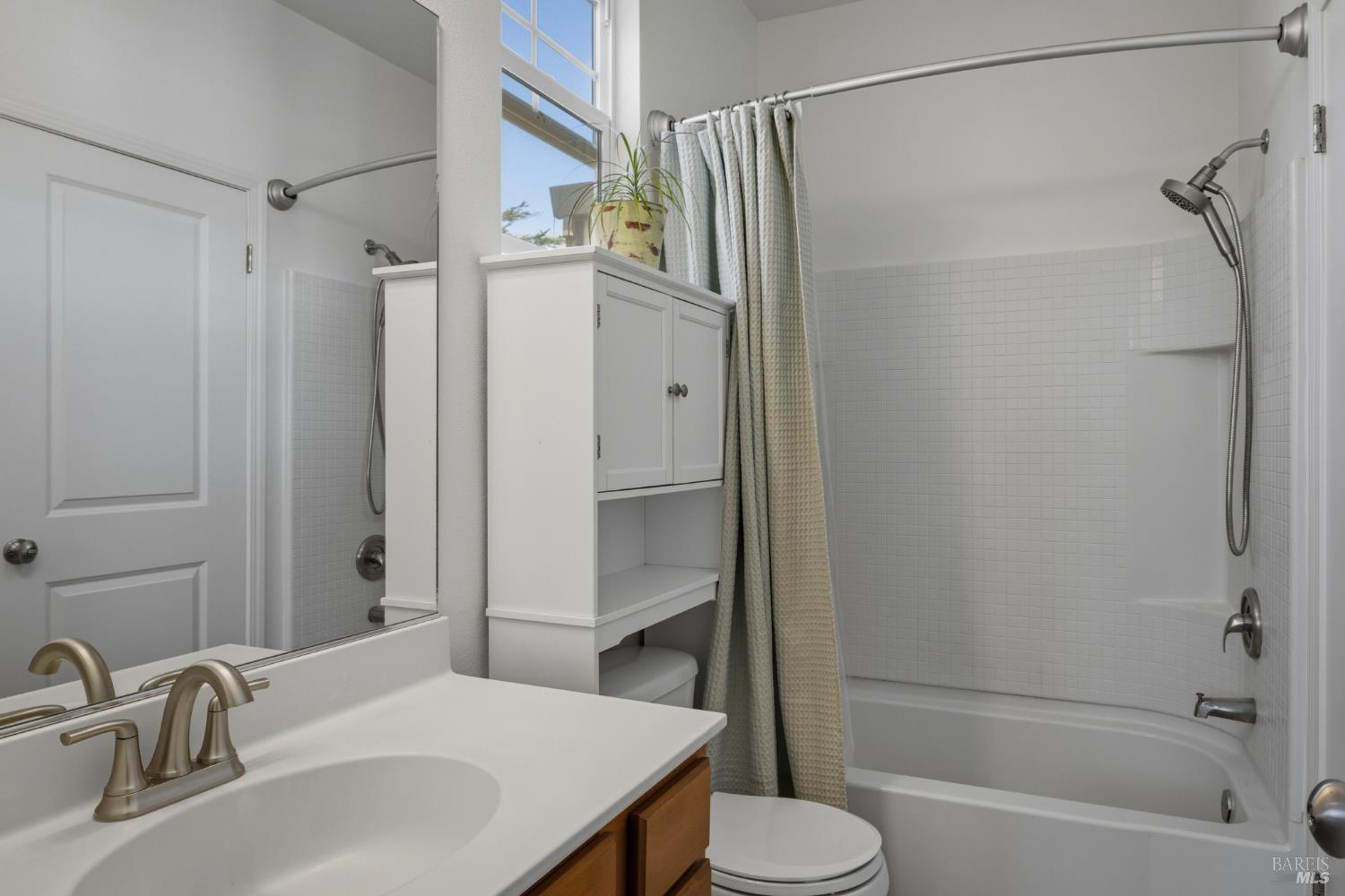 2559 Gobar Lane Santa Rosa CA 95403