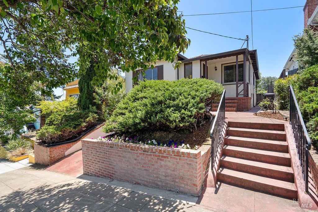 2515 Wilbur Street Oakland CA 94602