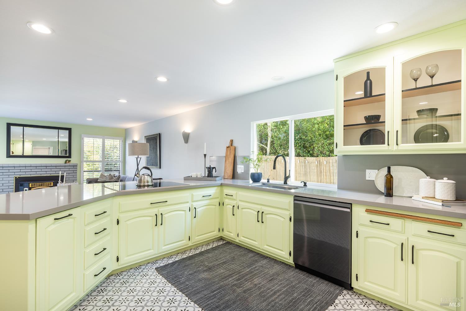 15 Lemon Court Napa CA 94558