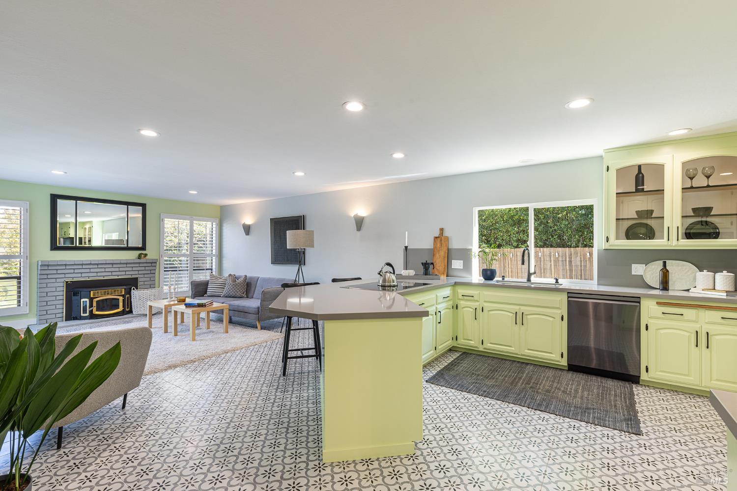 15 Lemon Court Napa CA 94558